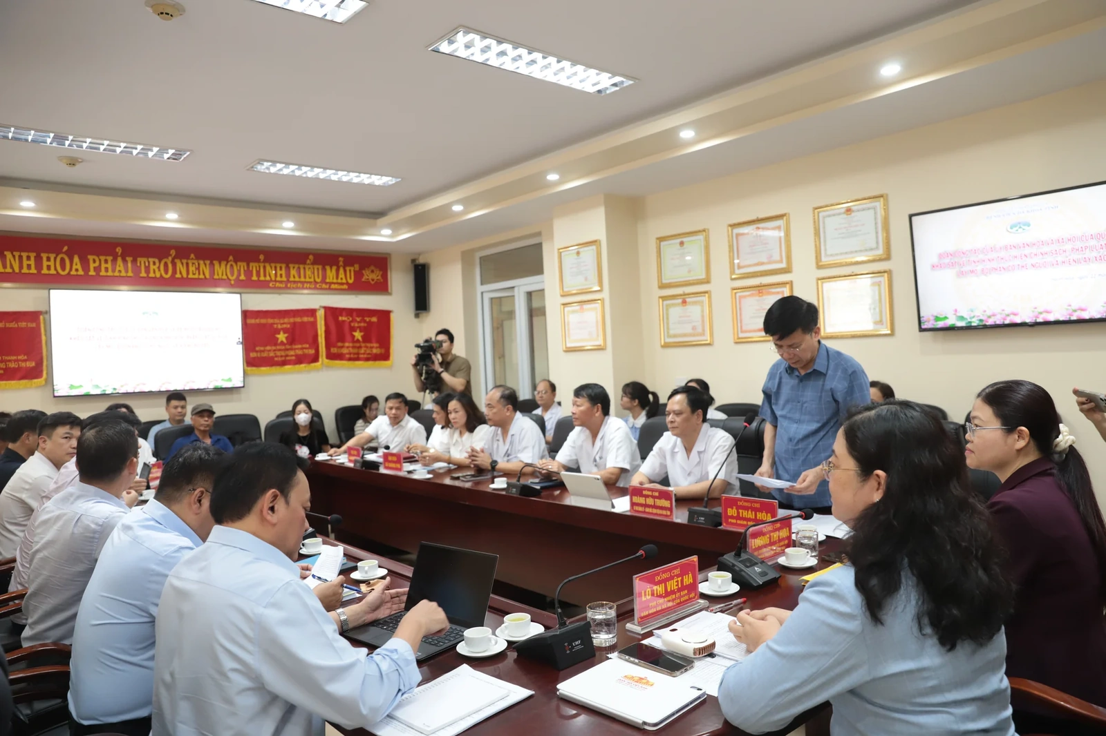 [E-Magazine] Sự sống hồi sinh từ tận cùng mất mát