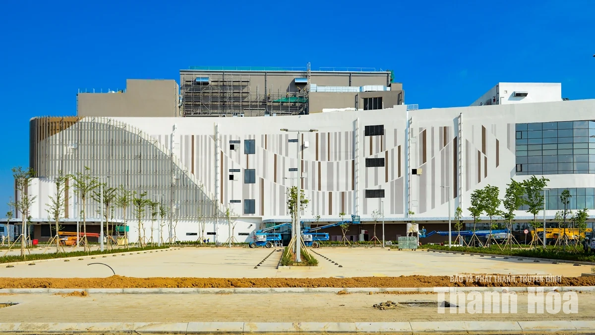 Cận cảnh AEON MALL Thanh Hóa trước ngày đón khách