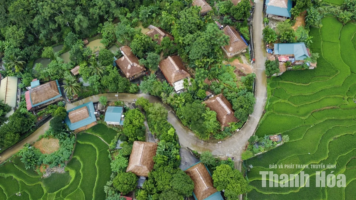 Bản Bút hút khách từ những giá trị văn hóa truyền thống