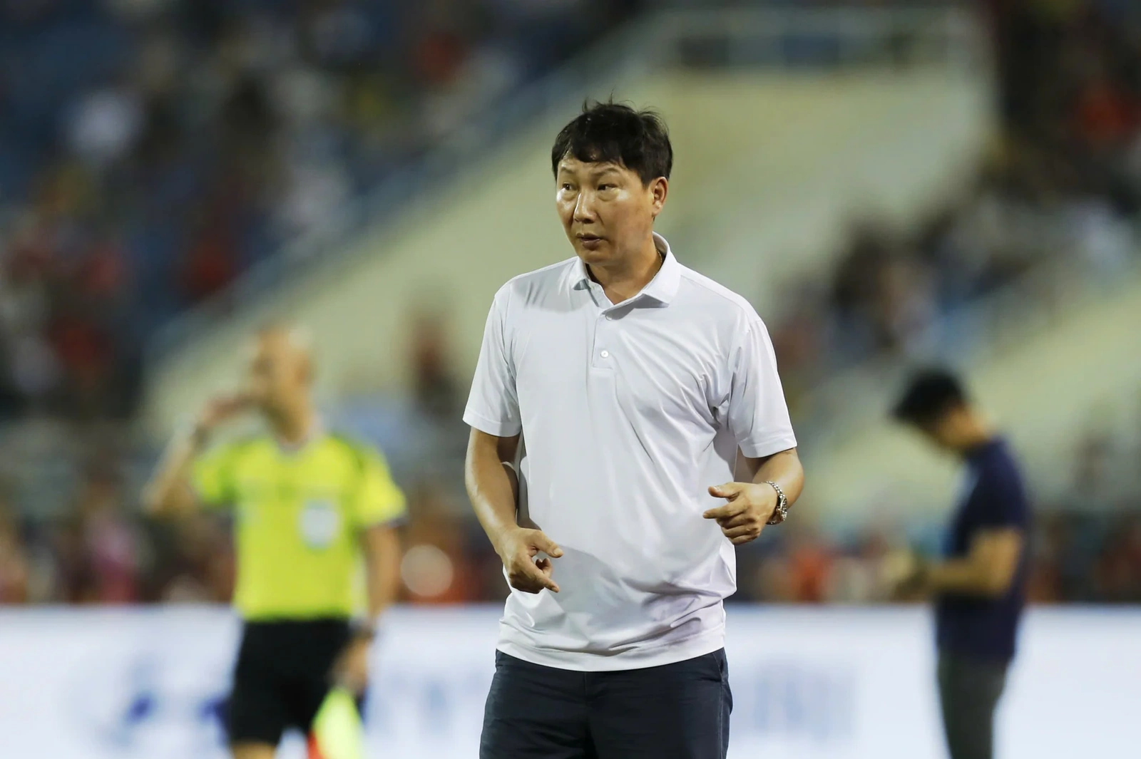 Tuyển Việt Nam và Thái Lan sứt mẻ lực lượng trước thềm FIFA ASEAN Cup 2026; Arsenal độc chiếm ngôi đầu Ngoại hạng Anh