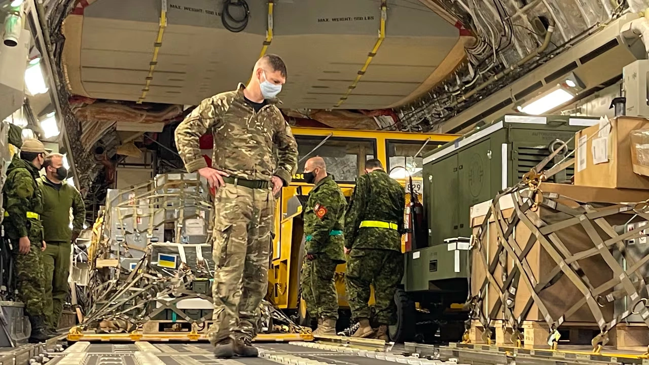 Canada và Ukraine ký tuyên bố đối tác 100 năm