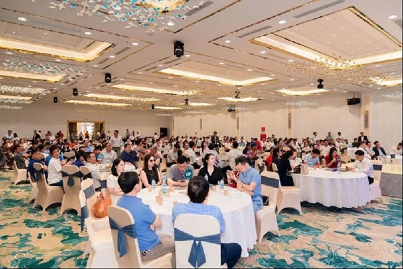 90% giỏ hàng An Thịnh Ecolakes đã được khách hàng lựa chọn ngay tại lễ giới thiệu và tham quan dự án