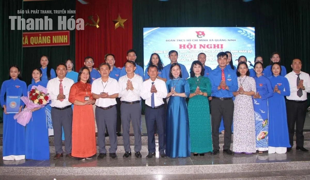 Xã Quảng Ninh kết thúc hoạt động hai đảng bộ cơ sở
