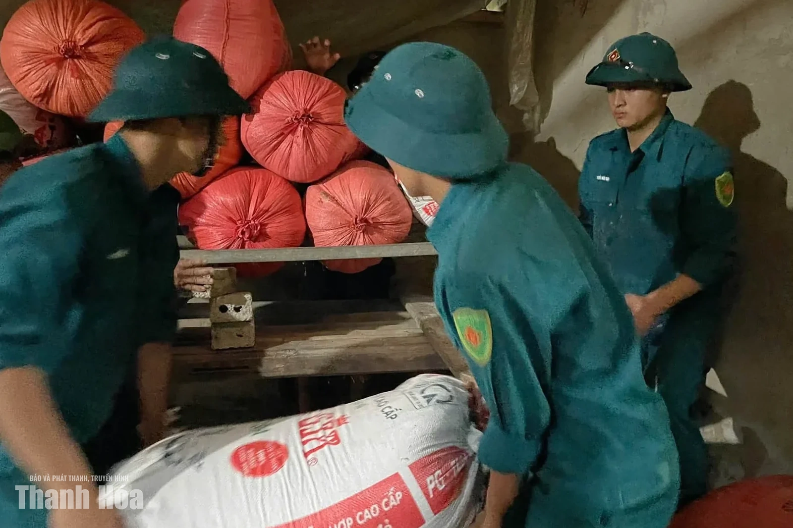 Triển khai các biện pháp ứng phó mưa lớn, ngập lụt và sạt lở