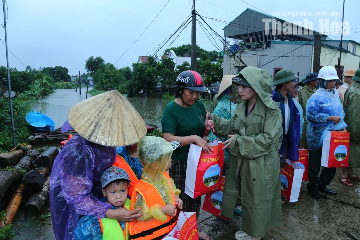 Chủ động kiểm tra từ sớm, từ xa, không chờ đến khi mưa lũ xảy ra mới bắt đầu rà soát, chuẩn bị