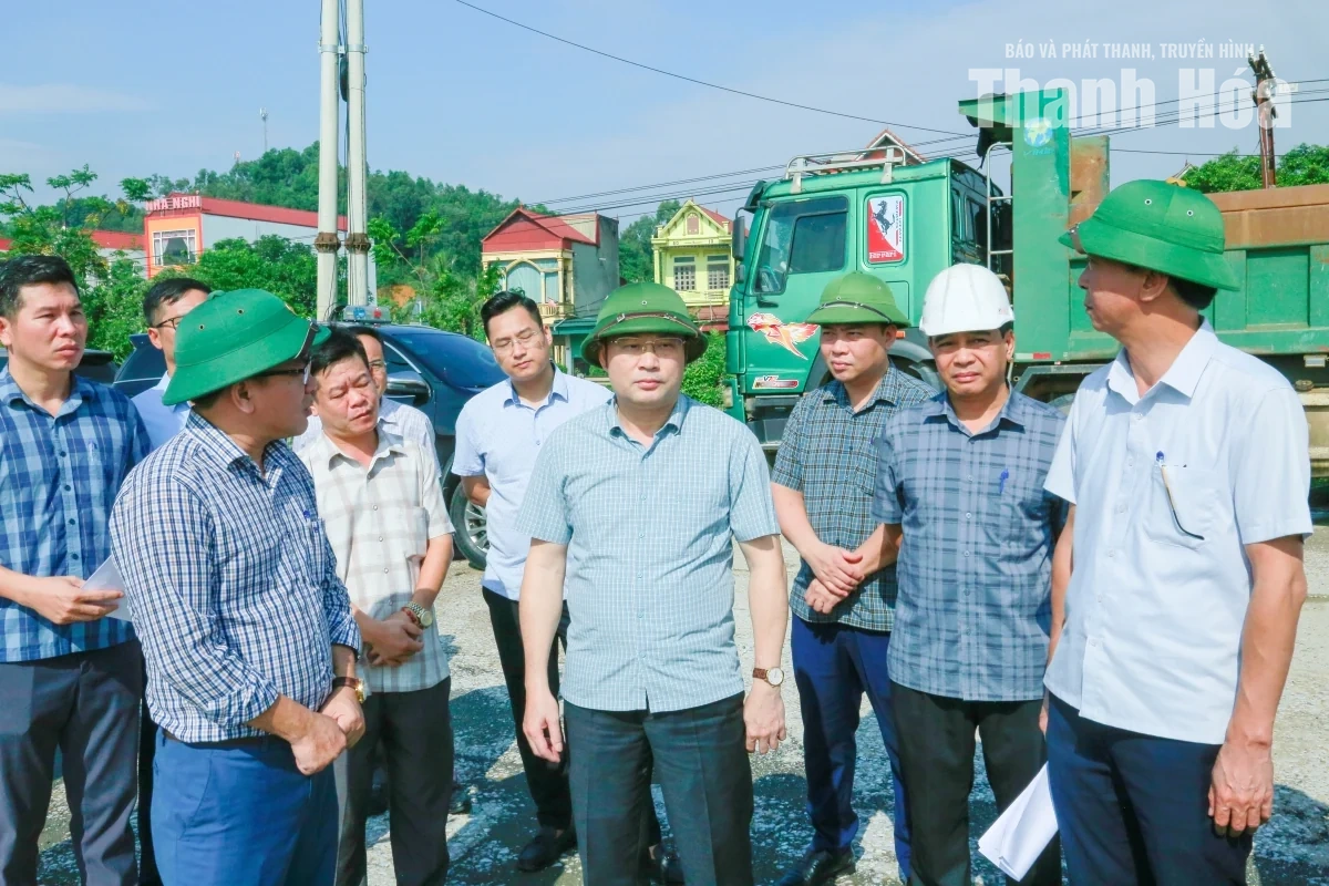 Kiểm tra tiến độ giải ngân vốn đầu tư công tại các dự án giao thông, thủy lợi