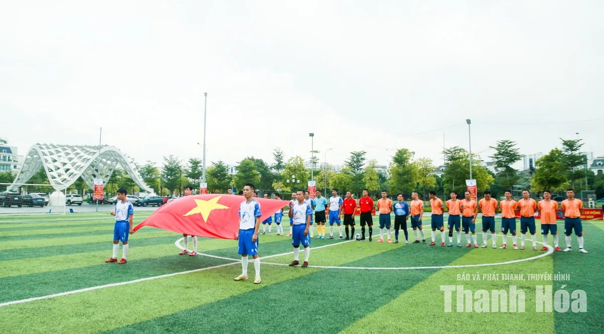 Sôi nổi Giải bóng đá 7 người các sở, ban, ngành tỉnh Thanh Hóa