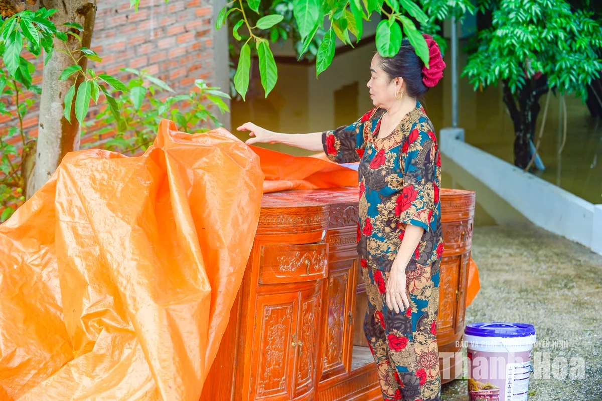 Gần 2.000 nhà dân phường Hàm Rồng ngập do mưa lũ