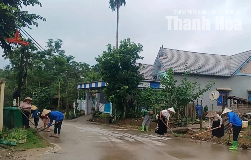 Khẩn trương tổng dọn vệ sinh sau mưa lũ