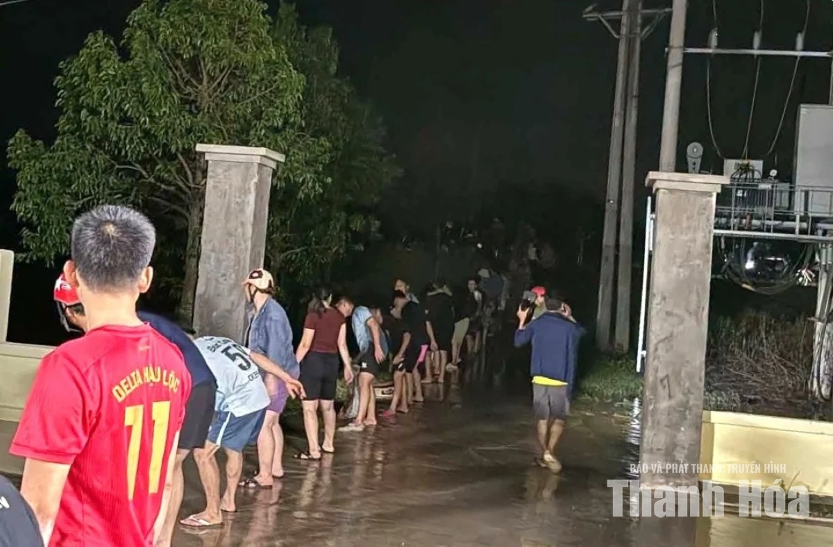 “Trắng đêm” xử lý sự cố vỡ đập tràn tại Trạm bơm Nga Thiện