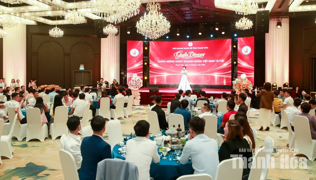 Gala Dinner chào mừng ngày Doanh nhân Việt Nam
