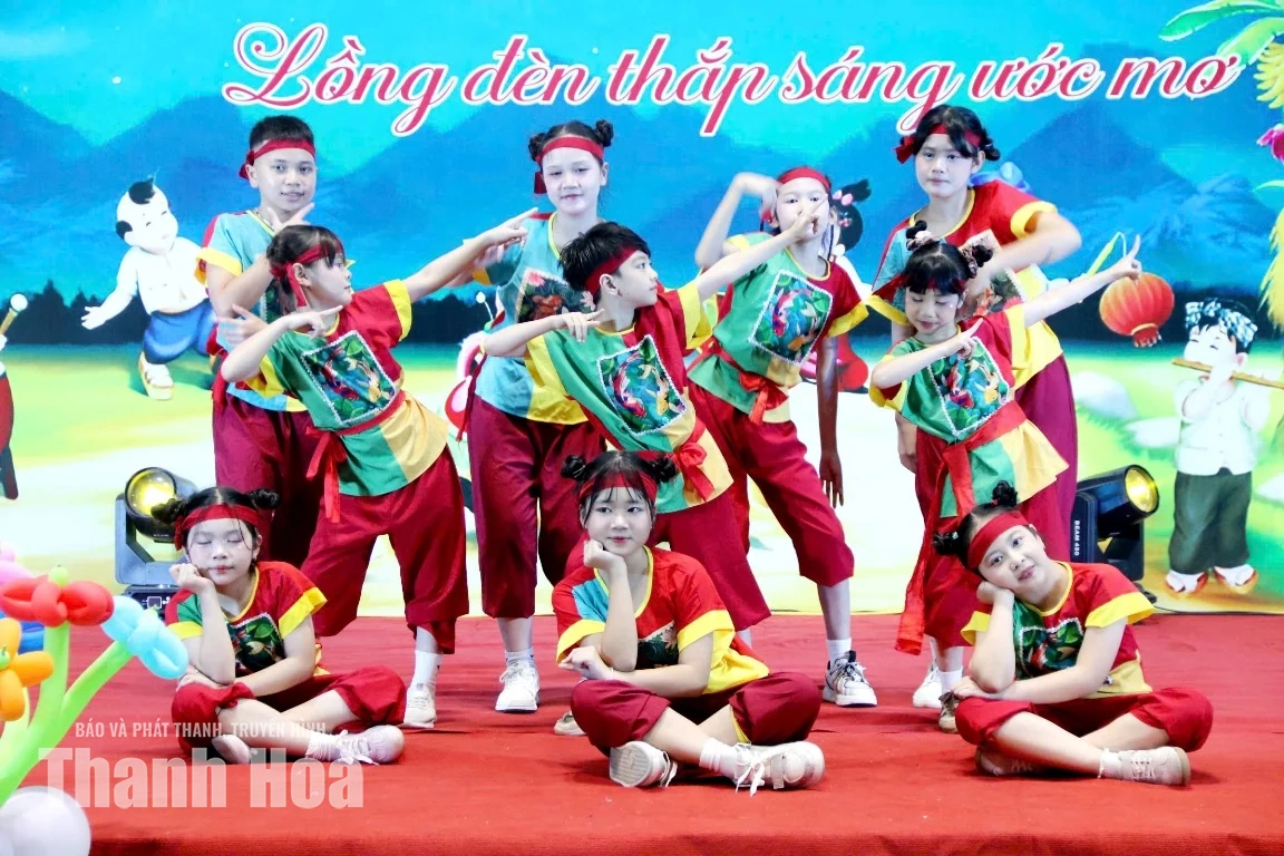Vui Tết Trung thu 2026 - “Lồng đèn thắp sáng ước mơ”