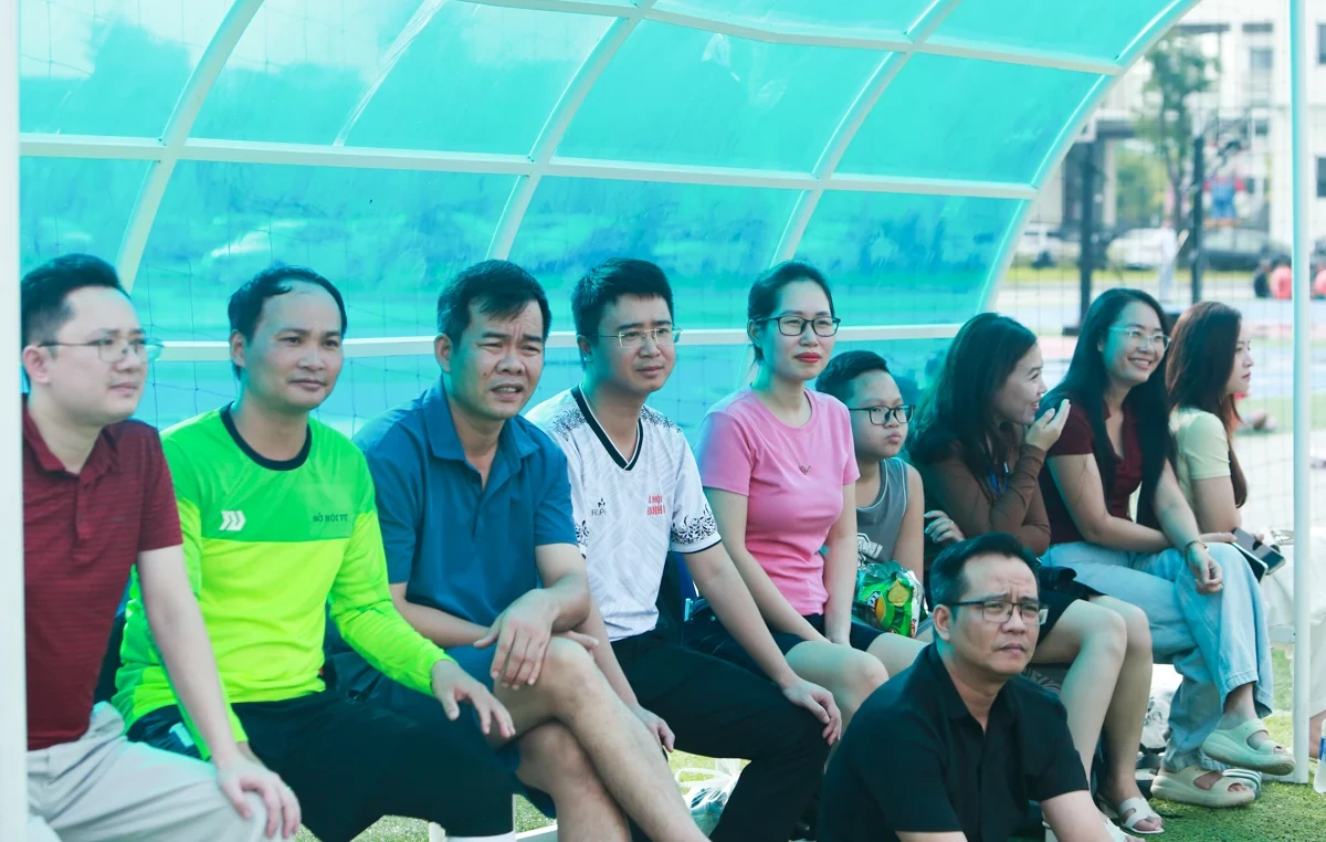 Sôi nổi Giải bóng đá 7 người các sở, ban, ngành tỉnh Thanh Hóa