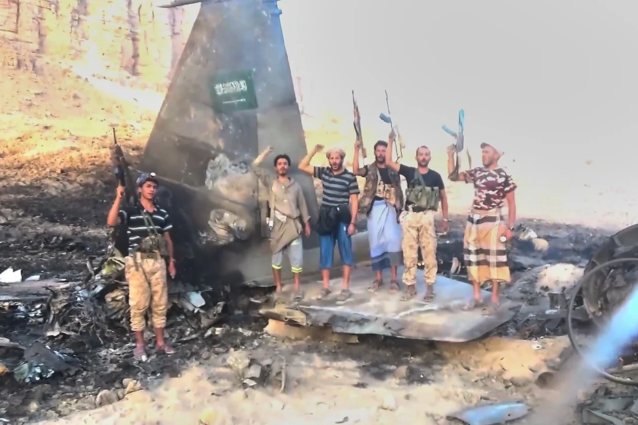 Houthi bắn hạ tiêm kích F-15, tiếp tục tấn công bằng tên lửa và UAV vào Saudi Arabia