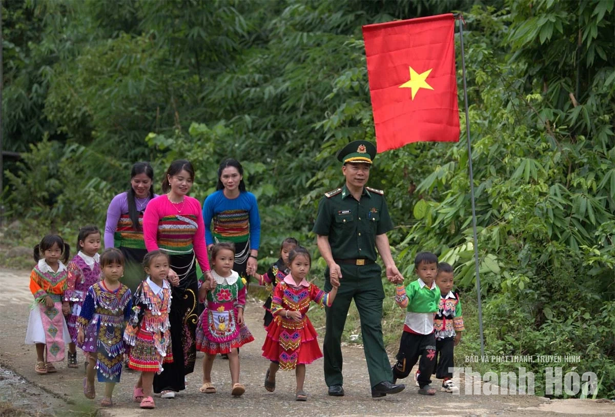 Ấm no về với bản Cơm