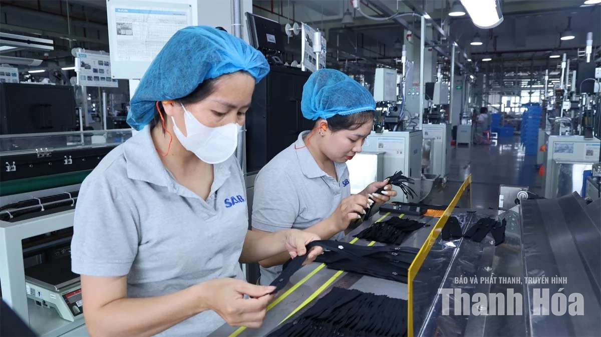 Tìm “nút thắt” trên hành trình kết nối