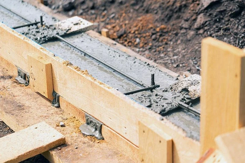 Kinh nghiệm xây nhà: 5 sai lầm phổ biến khi tự thi công khiến bê tông yếu
