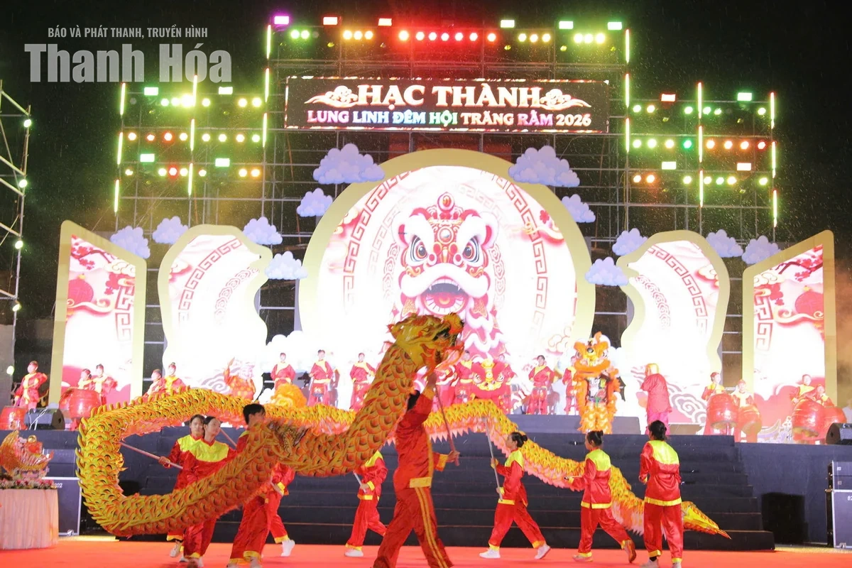 Hạc Thành lung linh đêm hội Trăng rằm