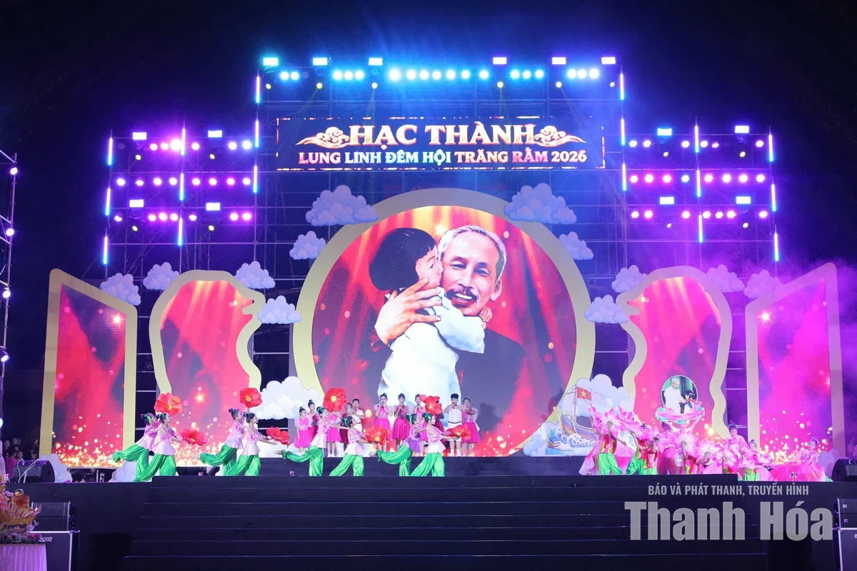 Hạc Thành lung linh đêm hội Trăng rằm