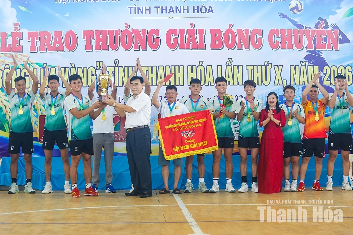 Đội Hội Nông dân xã Vân Du vô địch Giải Bóng chuyền “Bông lúa vàng” lần thứ X