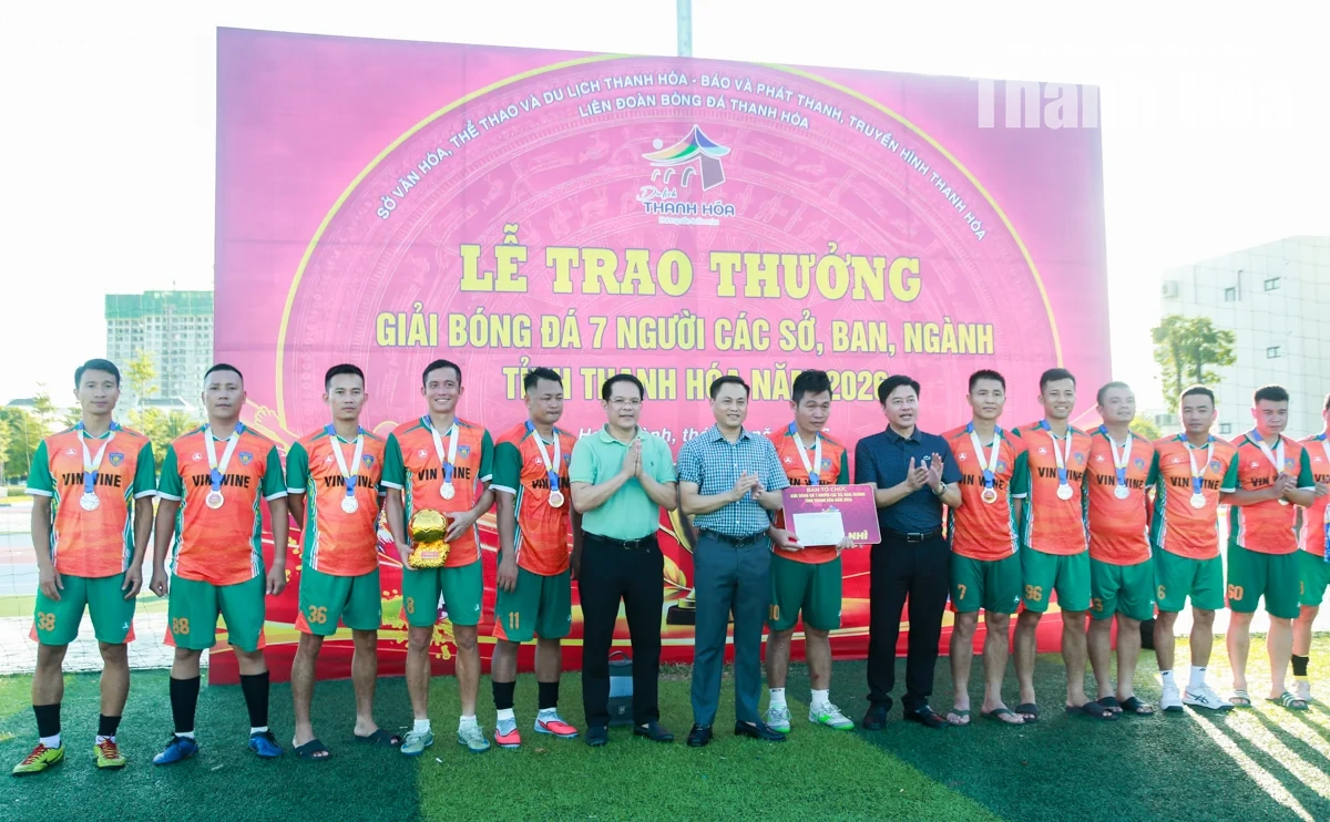 Đội bóng Sở VH,TT&amp;DL vô địch Giải bóng đá 7 người các sở, ban, ngành tỉnh Thanh Hóa