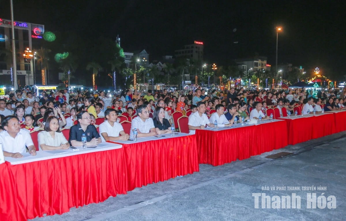 Tổng duyệt chương trình “Hạc Thành - Lung linh đêm hội trăng rằm” năm 2026