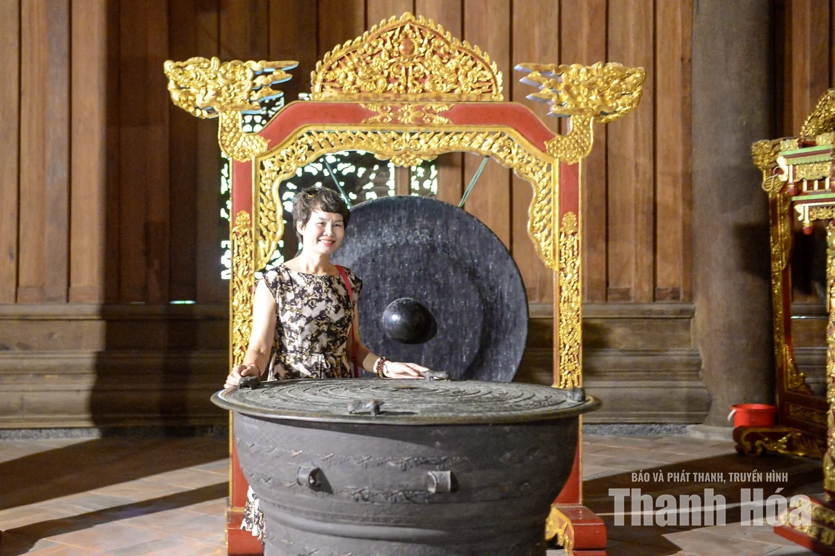 Chiêm ngưỡng vẻ đẹp bên trong Chính điện Lam Kinh