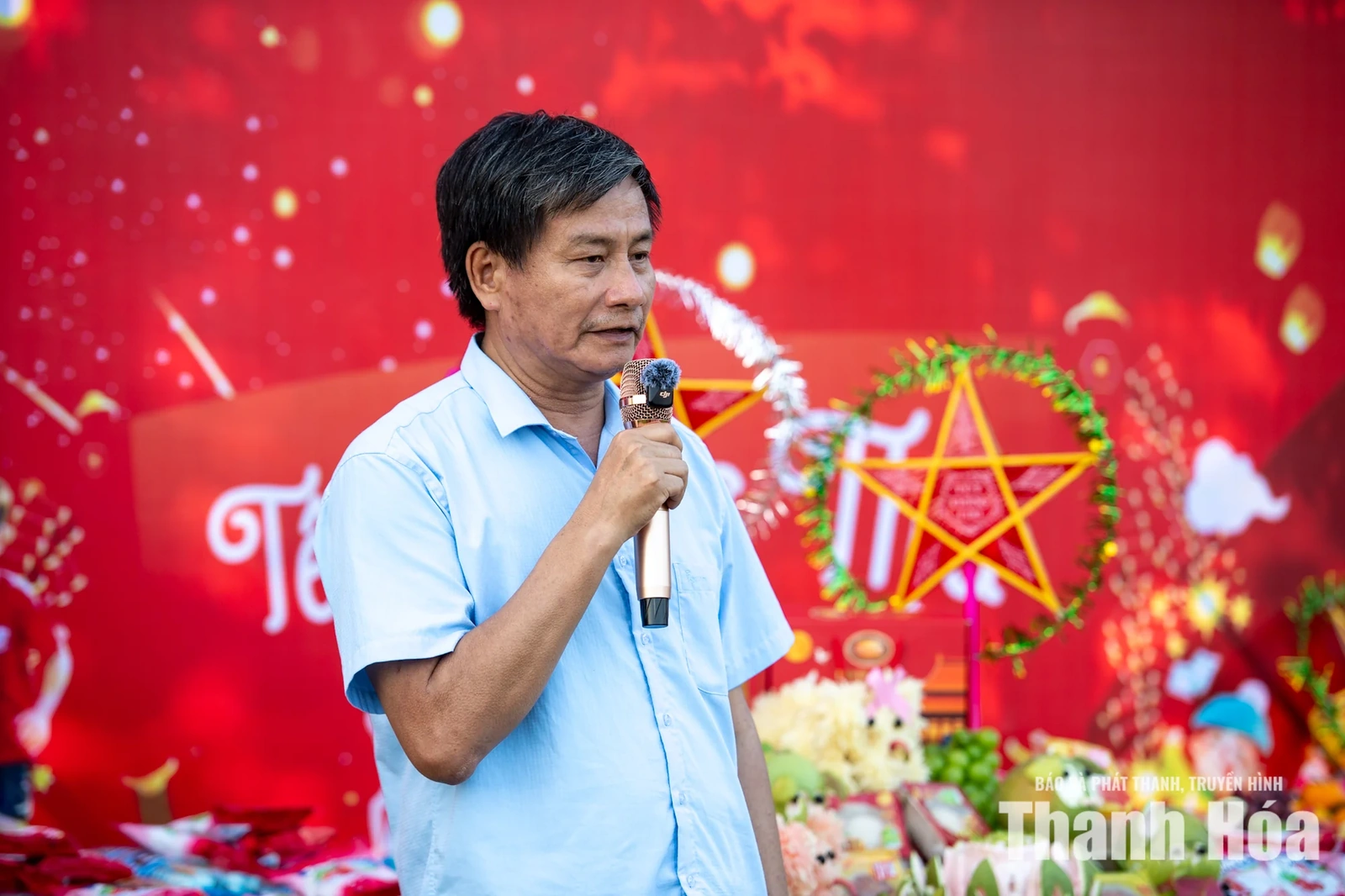 Cầu thủ CLB Bóng đá Thanh Hóa vui Trung thu cùng trẻ em Làng SOS