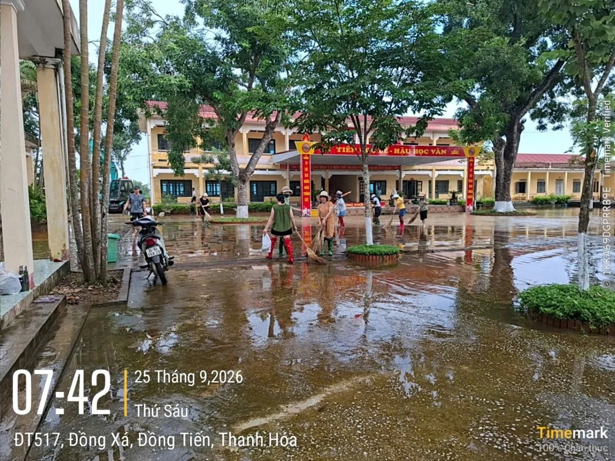 Các trường học tại xã Đồng Tiến khẩn trương dọn vệ sinh môi trường