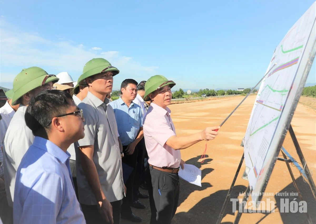 Chủ tịch UBND tỉnh Tô Anh Dũng kiểm tra, chỉ đạo triển khai các dự án đường giao thông trọng điểm