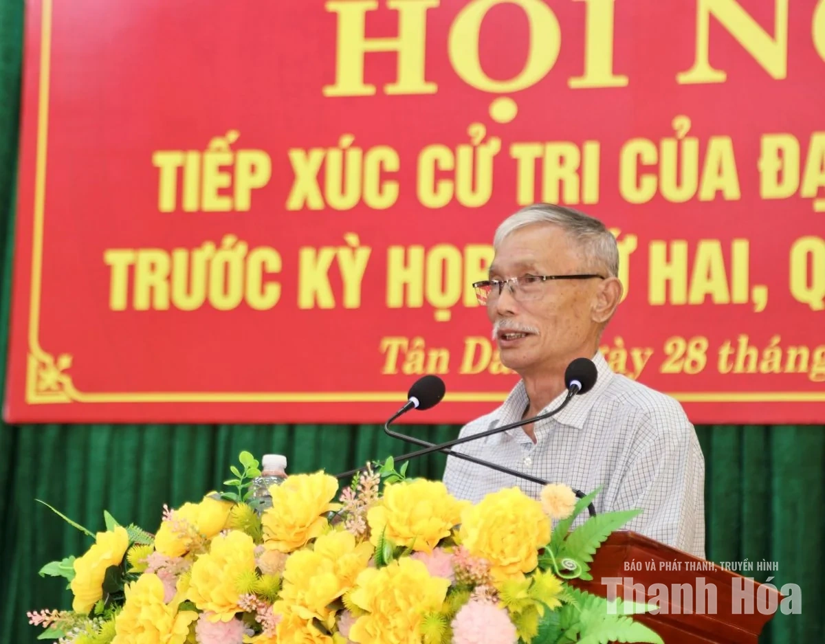Đại biểu Quốc hội tiếp xúc cử tri xã Hoằng Sơn và phường Tân Dân