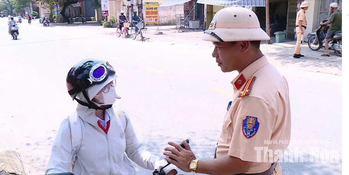 Triển khai đồng loạt các biện pháp bảo đảm an toàn giao thông cho học sinh
