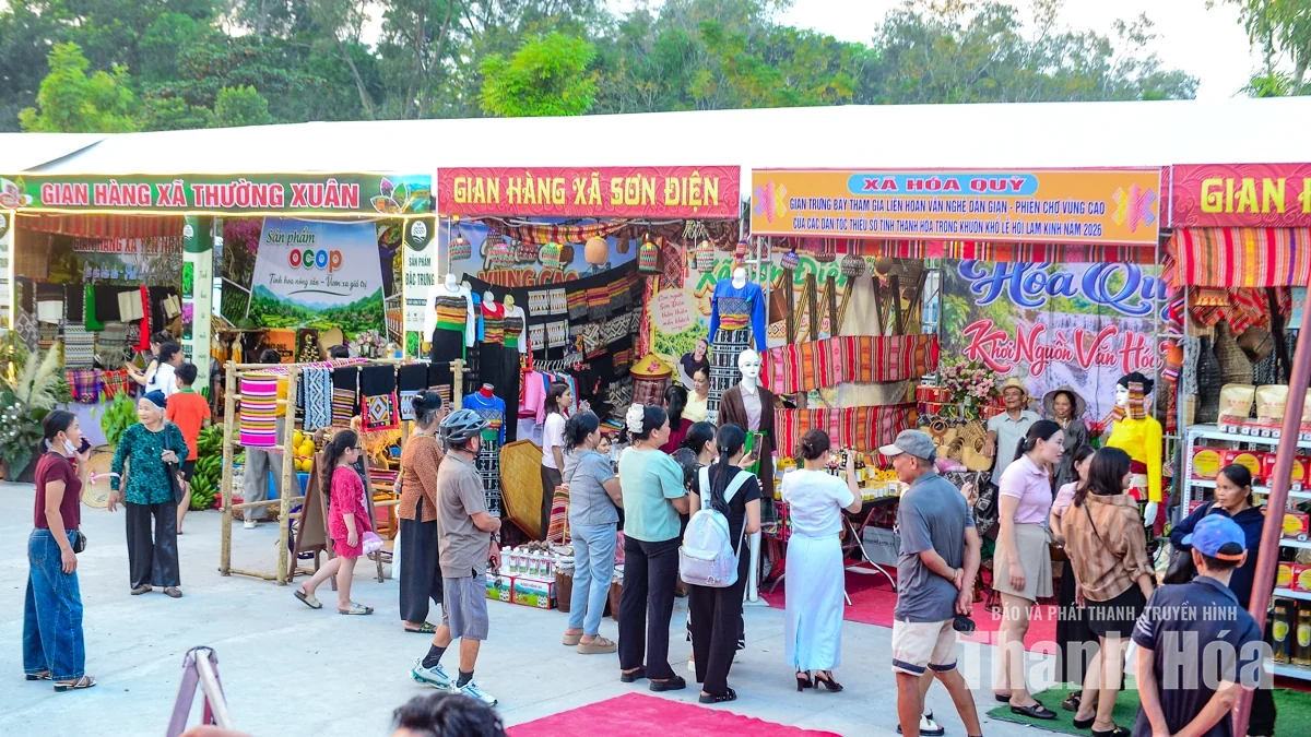 Sắc màu vùng cao hội tụ và lan tỏa tại Lễ hội Lam Kinh