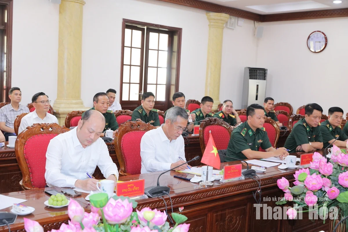 Bí thư Tỉnh ủy Lê Đức Thái tiếp và làm việc với Tư lệnh Bộ đội Biên phòng Lào