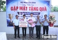 Dòng họ Nguyễn Đình khen thưởng học sinh Nguyễn Đình Trung đạt danh hiệu thủ khoa toàn tỉnh