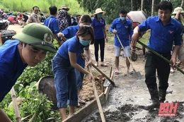Tuổi trẻ Thanh Hóa ra quân “Ngày tình nguyện chung sức xây dựng nông thôn mới”