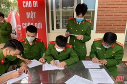 Cán bộ chiến sỹ Trại tạm giam Công an tỉnh hiến máu cứu người