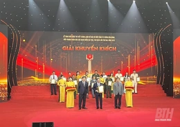 Đẩy mạnh đồng bộ, toàn diện công tác bảo vệ nền tảng tư tưởng của Đảng, đấu tranh phản bác các quan điểm sai trái, thù địch
