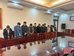 Bắt quả tang 13 đối tượng sử dụng trái phép ma túy