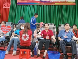 Hơn 2.000 người tham gia Ngày hội hiến máu tình nguyện huyện Hà Trung năm 2023