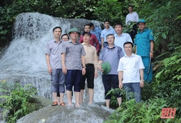 Bá Thước cần nêu cao tinh thần trách nhiệm, đổi mới tư duy, phương pháp, cách làm theo phương châm “tư duy mở, hoạt động nhanh, nói thật, làm thật, hiệu quả thật”