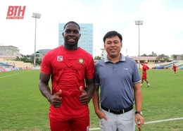 Tái ngộ “sát thủ” người Jamaica, CLB Đông Á Thanh Hóa “chốt sổ” ngoại binh cho mùa giải mới