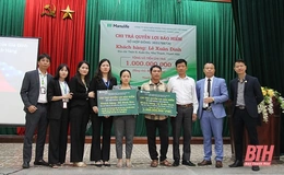 Manulife Việt Nam chi trả 1 tỷ đồng quyền lợi bảo hiểm cho khách hàng