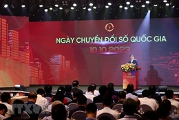 Thủ tướng: Chuyển đổi số phải để người dân, doanh nghiệp hưởng lợi