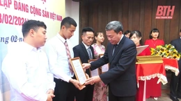 Đảng bộ huyện Thọ Xuân  công bố quyết định công nhận 36 đảng viên mới
