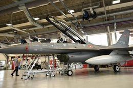 Tổng thư ký NATO: Ukraine được phép dùng F-16 tấn công lãnh thổ Nga