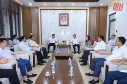 Bí thư Tỉnh ủy Đỗ Trọng Hưng tiếp đoàn công tác của Tỉnh ủy Lai Châu