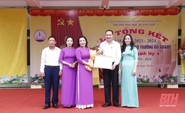 Trường Tiểu học Quảng Tâm tổng kết năm học và đón nhận Bằng khen của Bộ Giáo dục và Đào tạo