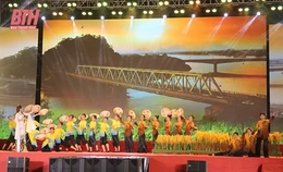 Bản hùng ca thời đại Hồ Chí Minh