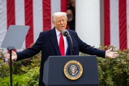 Tổng thống Trump hoãn áp thuế 90 ngày, tăng thuế với Trung Quốc lên 125%